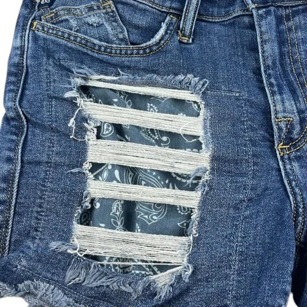 Rock & Republic Jeans Shorts Red, White Size 6 - Picture 3 of 12